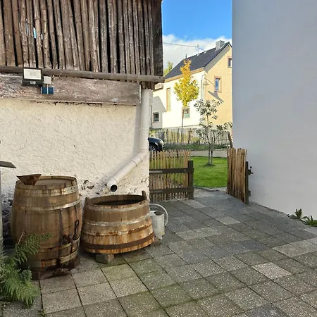 Semesterbostad 400 Jahre Altes Kutscherhaus Neben Der Burg Oberehe-Stroheich