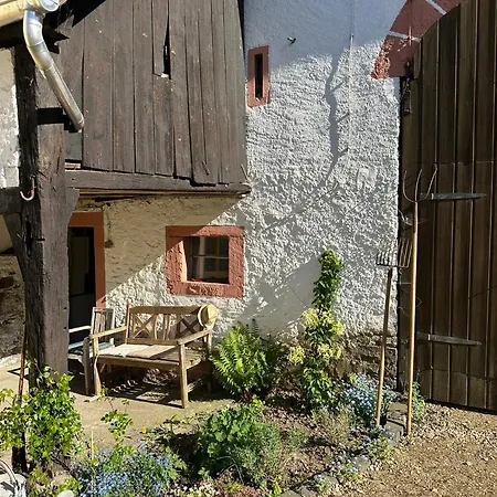 Semesterbostad 400 Jahre Altes Kutscherhaus Neben Der Burg Oberehe-Stroheich